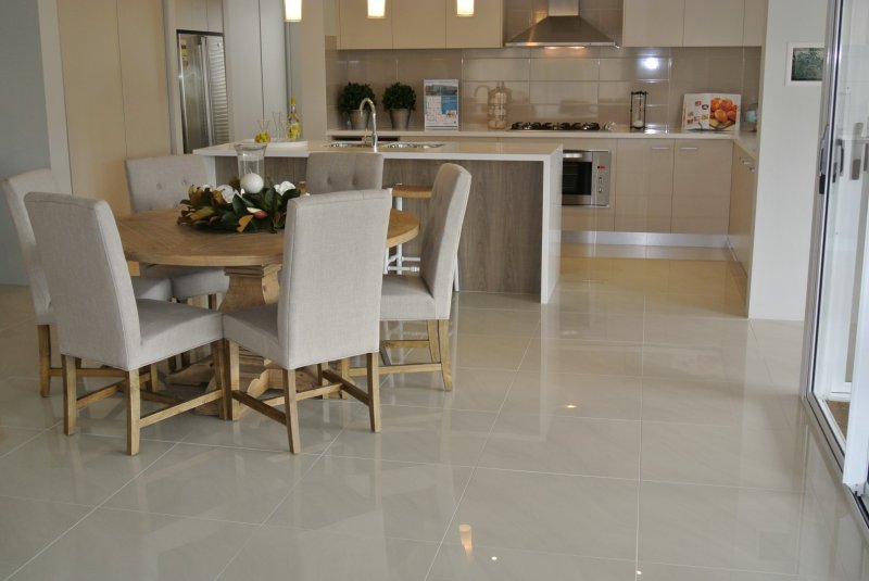 Polished Porcelain Floor and Kitchen